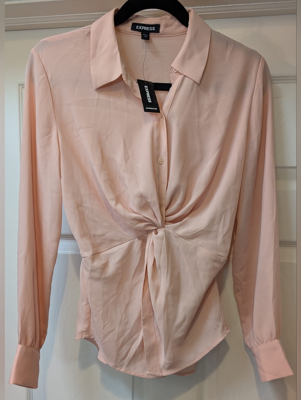 NEW! Express Womens Light Pink Long Sleeve Blouse Size XS NWT 100% Polyester NWT